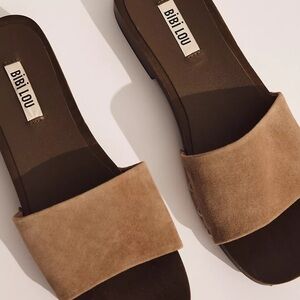 Bibi Lou Women's Brown Slide Sandals